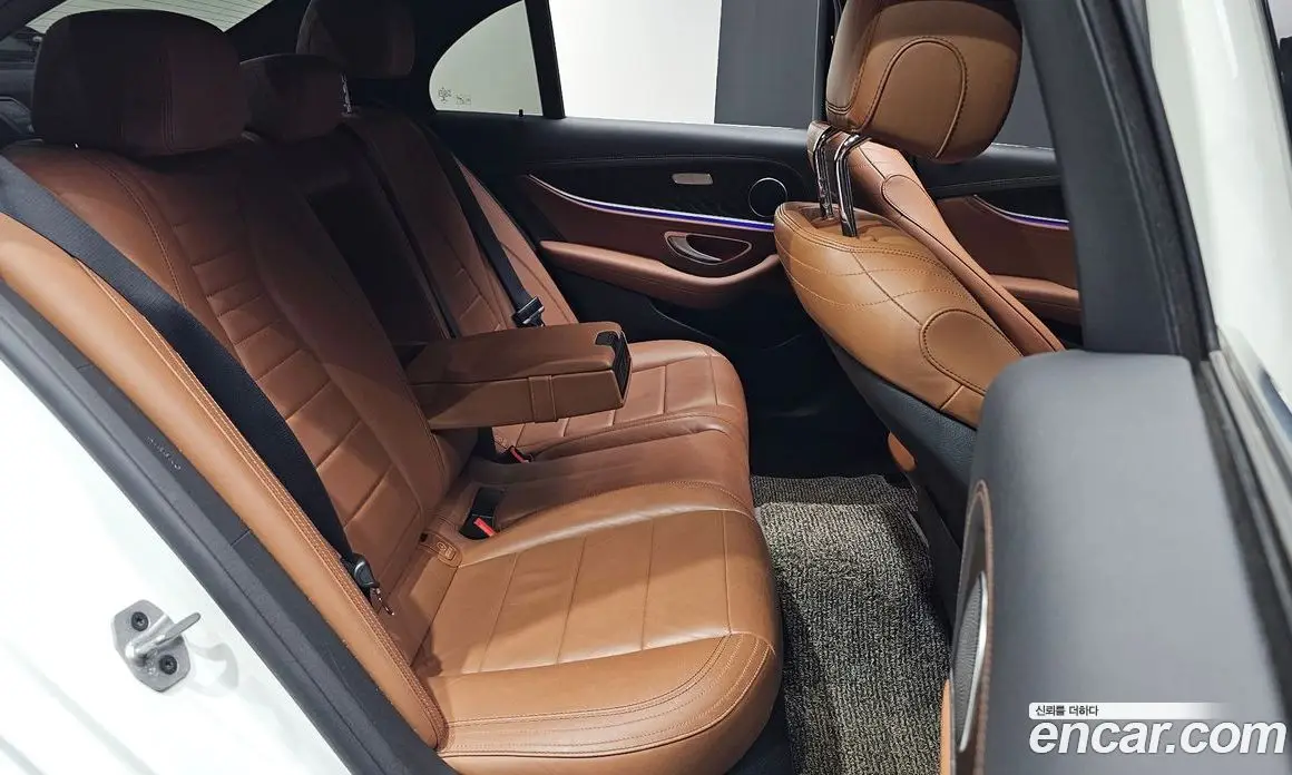 Mercedes-Benz E-Class 2021 1.9 автомат (гидро), фото 17