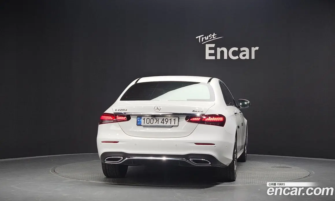 Mercedes-Benz E-Class 2021 1.9 автомат (гидро), фото 4