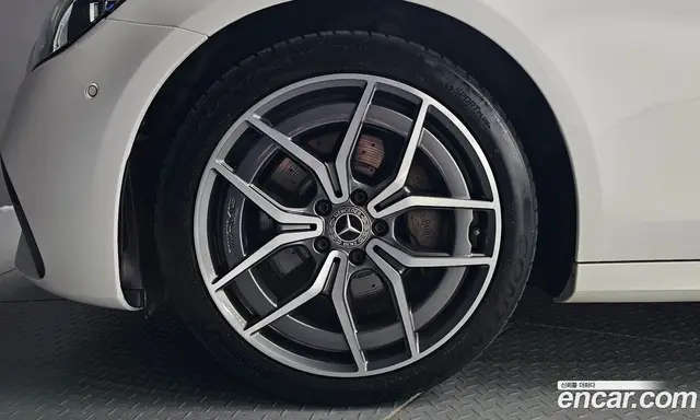 Mercedes-Benz E-Class 2021 1.9 автомат (гидро), миниатюра 5