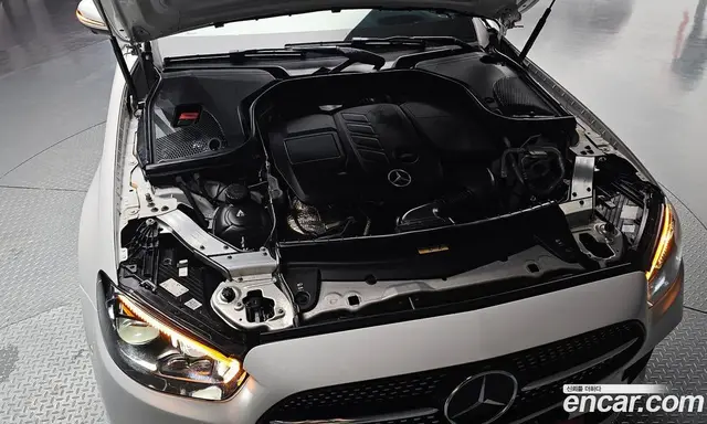 Mercedes-Benz E-Class 2021 1.9 автомат (гидро), миниатюра 6