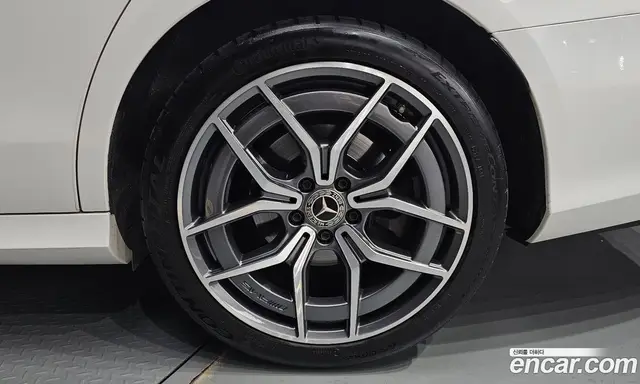Mercedes-Benz E-Class 2021 1.9 автомат (гидро), миниатюра 7