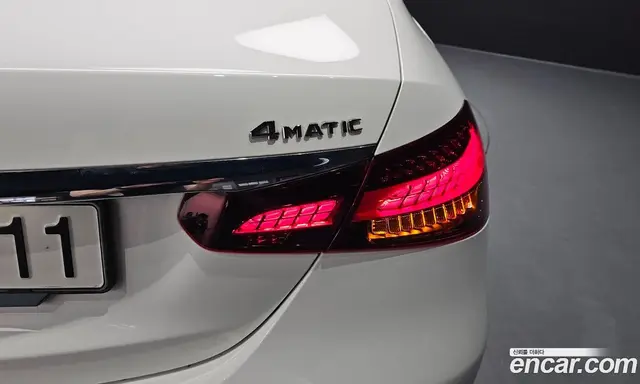 Mercedes-Benz E-Class 2021 1.9 автомат (гидро), миниатюра 9