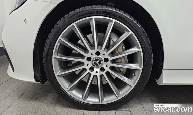 Mercedes-Benz E-Class 2022 3.0 автомат (гидро), миниатюра 4 Mercedes-Benz E-Class 2022 3.0 автомат (гидро), миниатюра 4