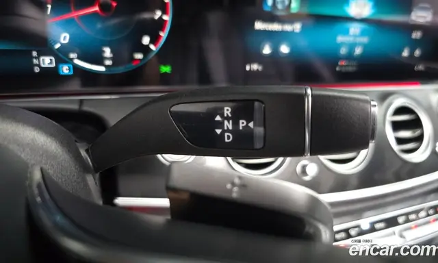Mercedes-Benz E-Class 2023 2.0 автомат (гидро), миниатюра 11 Mercedes-Benz E-Class 2023 2.0 автомат (гидро), миниатюра 11