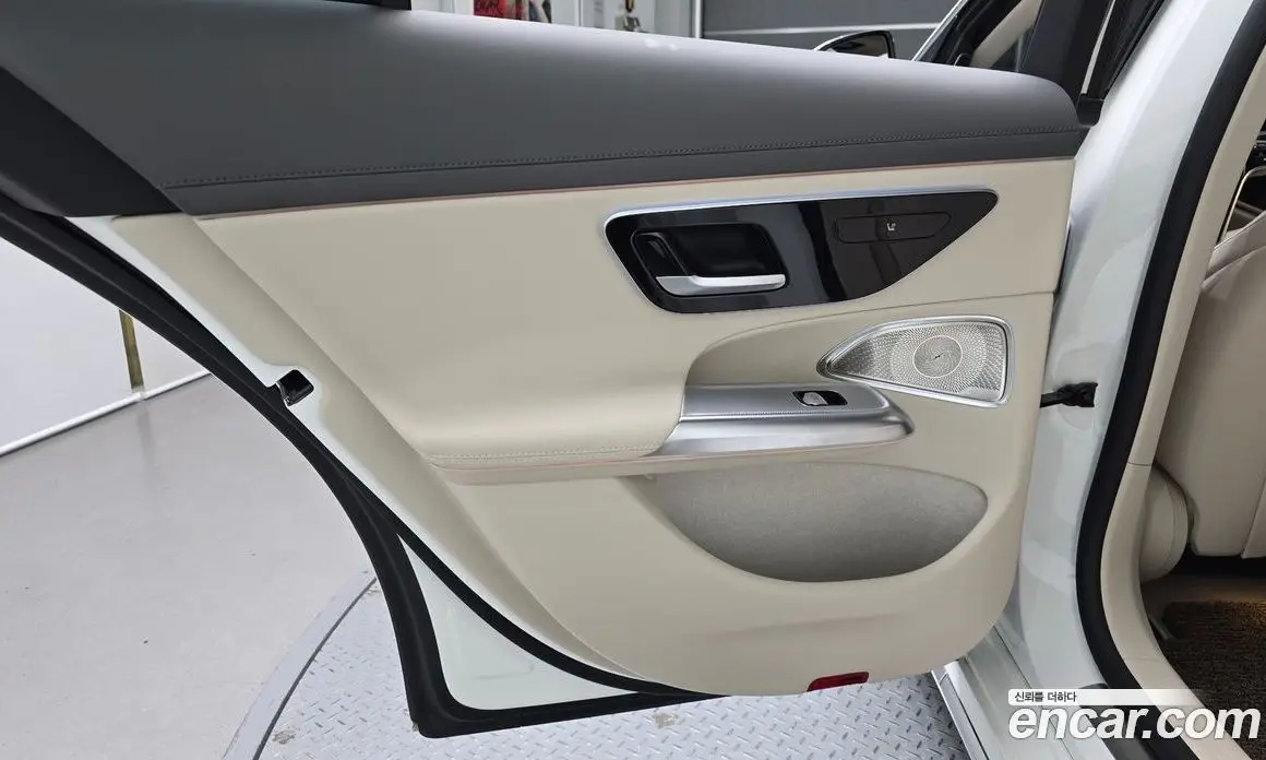 Mercedes-Benz E-Class 2024 2.0 автомат (гидро), фото 15 Mercedes-Benz E-Class 2024 2.0 автомат (гидро), фото 15