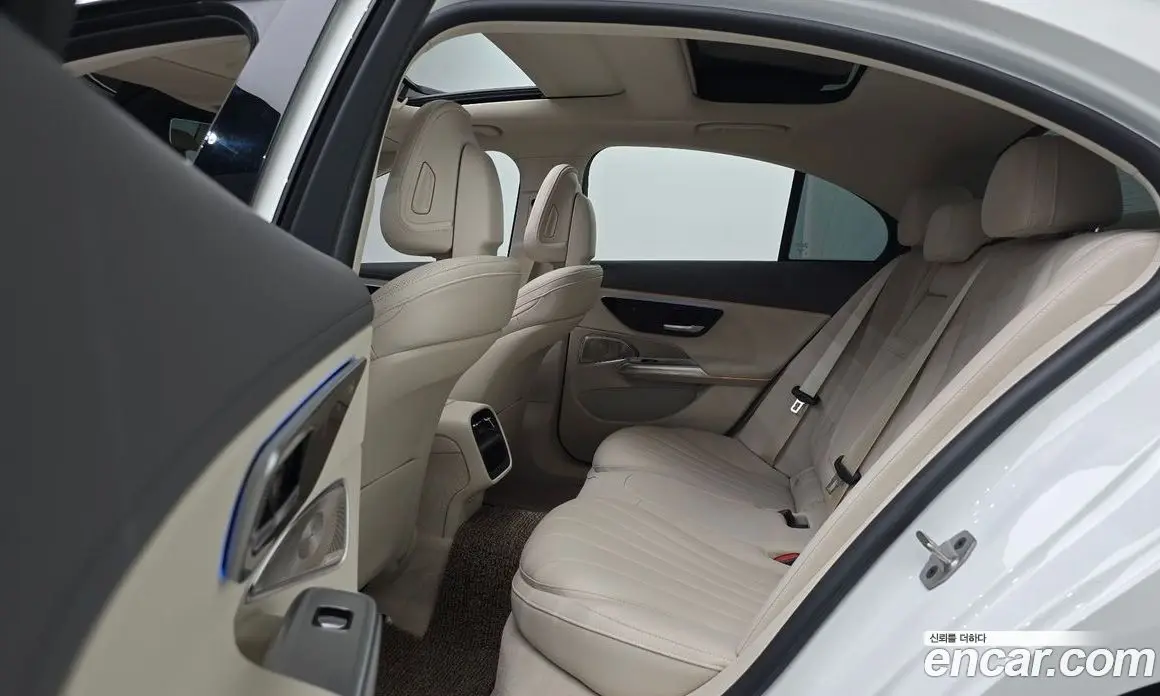 Mercedes-Benz E-Class 2024 2.0 автомат (гидро), фото 18 Mercedes-Benz E-Class 2024 2.0 автомат (гидро), фото 18