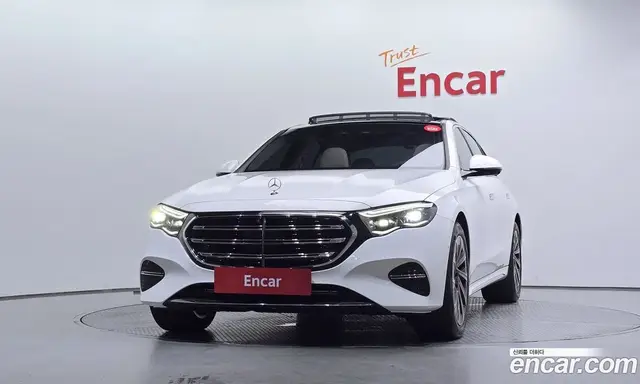 Mercedes-Benz E-Class 2024 2.0 автомат (гидро), миниатюра 3 Mercedes-Benz E-Class 2024 2.0 автомат (гидро), миниатюра 3