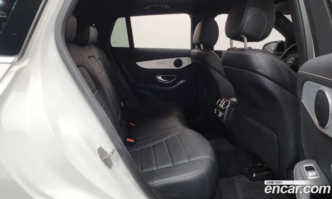 Mercedes-Benz EQC 2020 0.2 автомат (гидро), фото 12