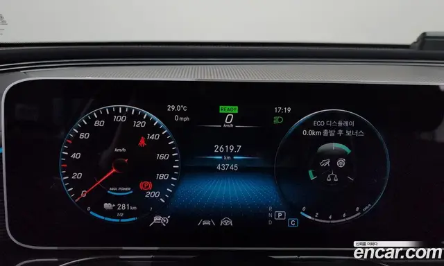 Mercedes-Benz EQC 2020 0.2 автомат (гидро), миниатюра 8