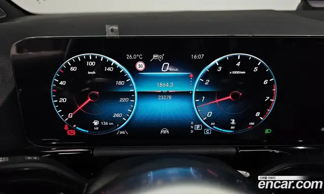 Mercedes-Benz GLA-Class 2023 2.0 автомат (гидро), миниатюра 11 Mercedes-Benz GLA-Class 2023 2.0 автомат (гидро), миниатюра 11