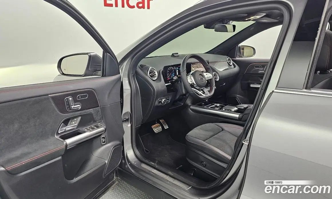 Mercedes-Benz GLA-Class 2023 2.0 автомат (гидро), фото 16 Mercedes-Benz GLA-Class 2023 2.0 автомат (гидро), фото 16