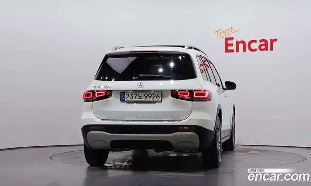 Mercedes-Benz GLB-Class 2021 1.9 автомат (гидро), миниатюра 4 Mercedes-Benz GLB-Class 2021 1.9 автомат (гидро), миниатюра 4