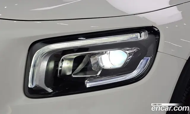 Mercedes-Benz GLB-Class 2021 1.9 автомат (гидро), миниатюра 8 Mercedes-Benz GLB-Class 2021 1.9 автомат (гидро), миниатюра 8