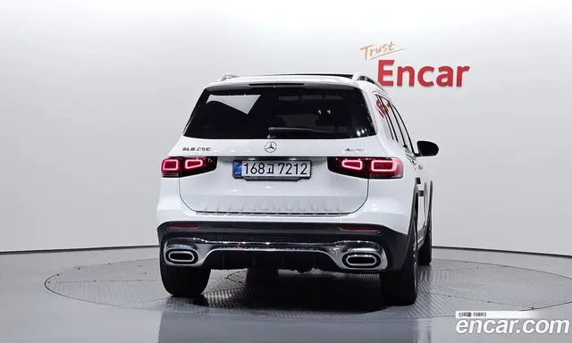 Mercedes-Benz GLB-Class 2021 2.0 автомат (гидро), миниатюра 4 Mercedes-Benz GLB-Class 2021 2.0 автомат (гидро), миниатюра 4