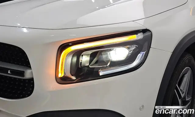 Mercedes-Benz GLB-Class 2021 2.0 автомат (гидро), миниатюра 8 Mercedes-Benz GLB-Class 2021 2.0 автомат (гидро), миниатюра 8