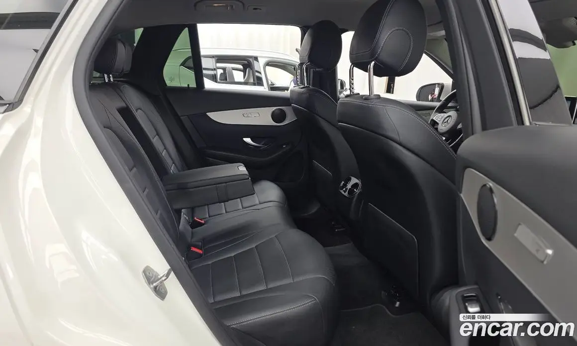 Mercedes-Benz GLC-Class 2018 2.0 автомат (гидро), фото 18 Mercedes-Benz GLC-Class 2018 2.0 автомат (гидро), фото 18