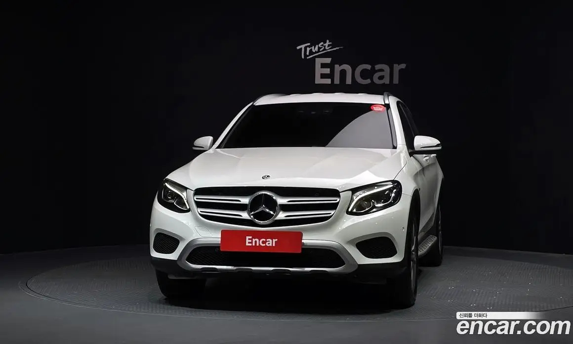 Mercedes-Benz GLC-Class 2018 2.0 автомат (гидро), фото 3 Mercedes-Benz GLC-Class 2018 2.0 автомат (гидро), фото 3