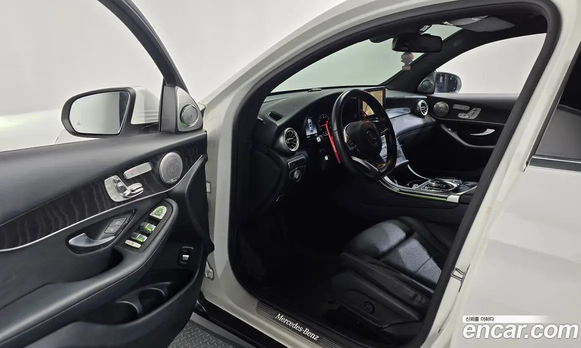 Mercedes-Benz GLC-Class 2019 2.0 автомат (гидро), фото 13 Mercedes-Benz GLC-Class 2019 2.0 автомат (гидро), фото 13