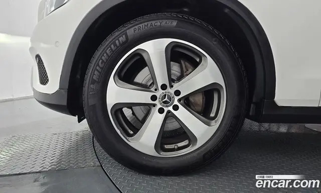 Mercedes-Benz GLC-Class 2019 2.0 автомат (гидро), миниатюра 5 Mercedes-Benz GLC-Class 2019 2.0 автомат (гидро), миниатюра 5