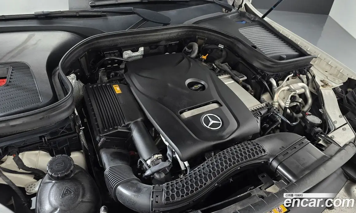 Mercedes-Benz GLC-Class 2019 2.0 автомат (гидро), фото 6 Mercedes-Benz GLC-Class 2019 2.0 автомат (гидро), фото 6