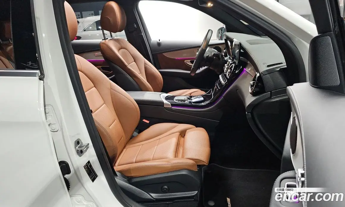 Mercedes-Benz GLC-Class 2022 2.0 автомат (гидро), фото 17