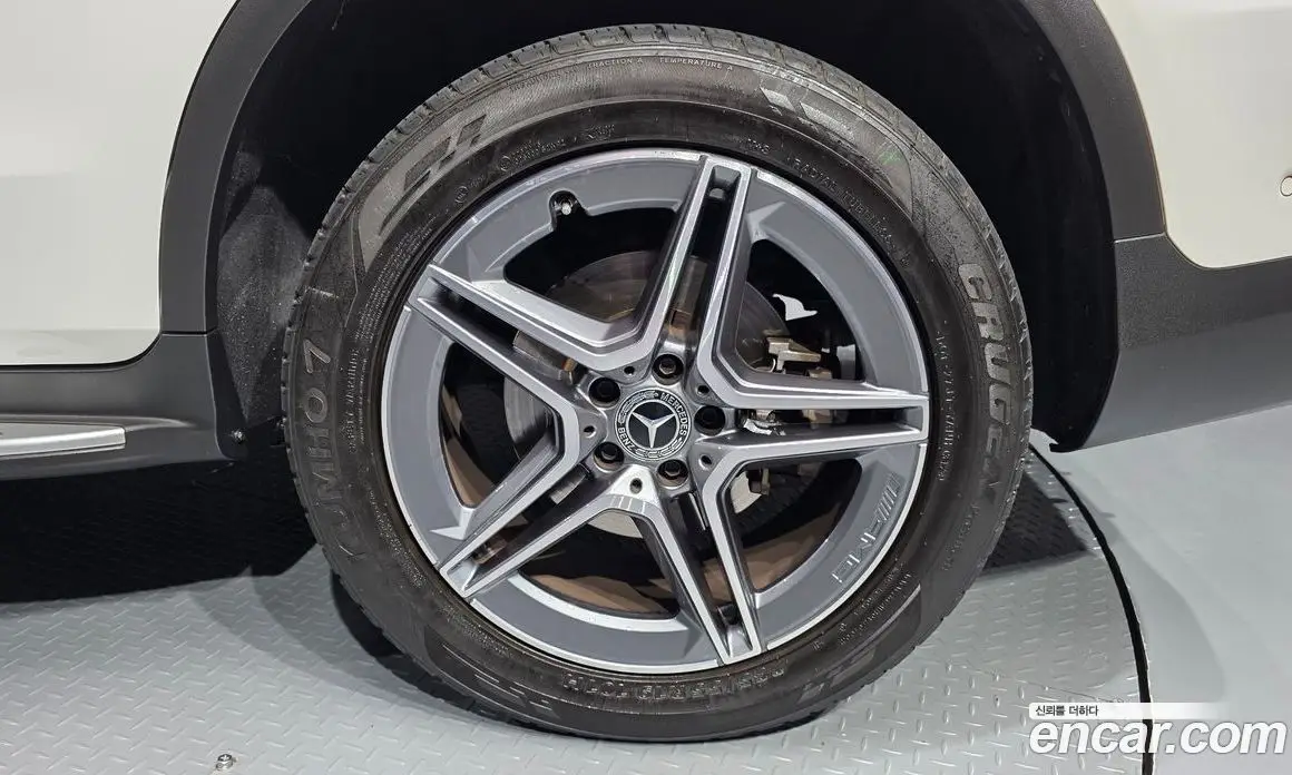 Mercedes-Benz GLC-Class 2022 2.0 автомат (гидро), фото 6