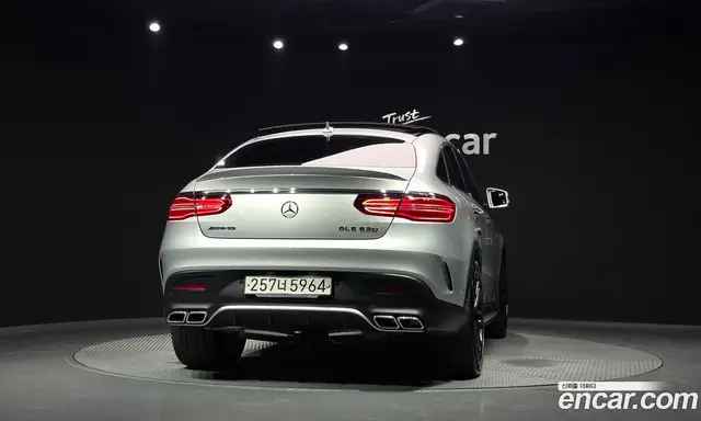 Mercedes-Benz GLE-Class 2019 5.5 автомат (гидро), миниатюра 3