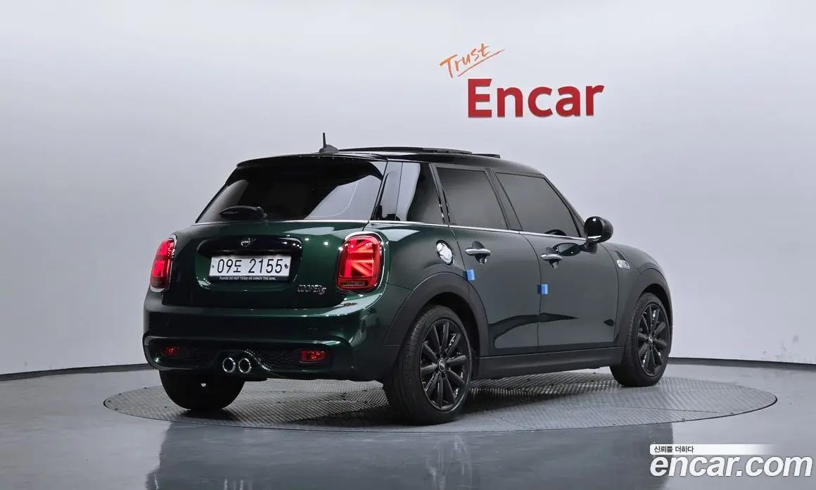 Mini Cooper 2018 2.0 автомат (гидро), фото 2 Mini Cooper 2018 2.0 автомат (гидро), фото 2