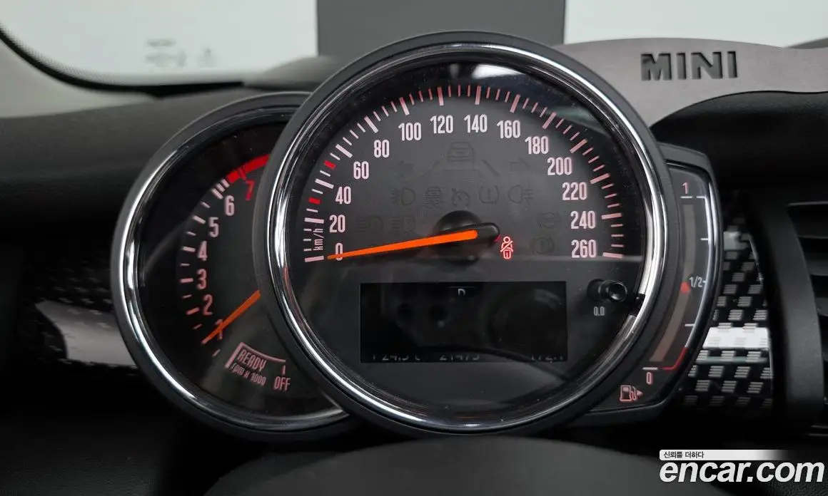 Mini Cooper 2018 2.0 автомат (гидро), фото 11 Mini Cooper 2018 2.0 автомат (гидро), фото 11