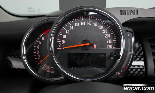 Mini Cooper 2018 2.0 автомат (гидро), миниатюра 11 Mini Cooper 2018 2.0 автомат (гидро), миниатюра 11