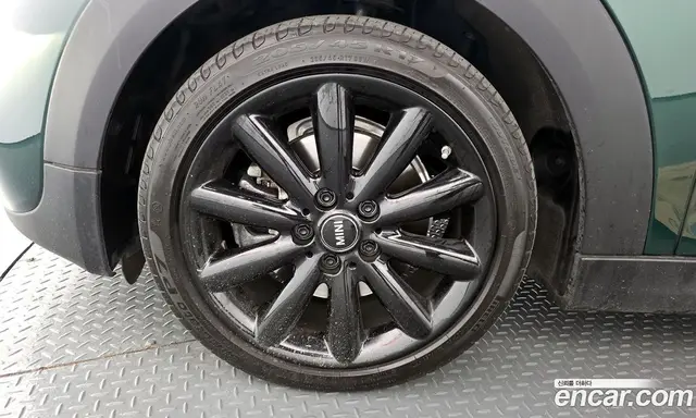 Mini Cooper 2018 2.0 автомат (гидро), миниатюра 5 Mini Cooper 2018 2.0 автомат (гидро), миниатюра 5