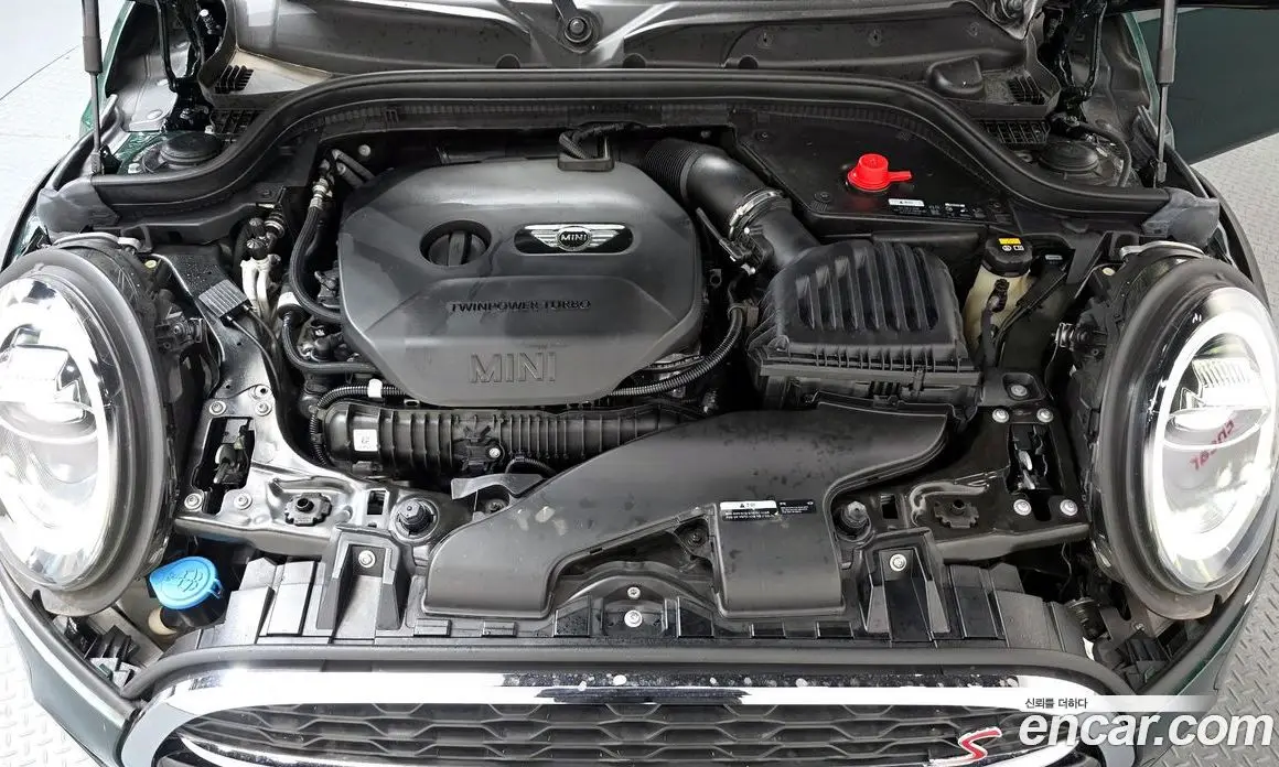 Mini Cooper 2018 2.0 автомат (гидро), фото 6 Mini Cooper 2018 2.0 автомат (гидро), фото 6