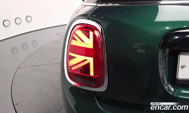 Mini Cooper 2018 2.0 автомат (гидро), миниатюра 9 Mini Cooper 2018 2.0 автомат (гидро), миниатюра 9