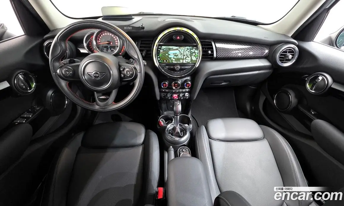 Mini Cooper 2018 2.0 автомат (гидро), фото 10 Mini Cooper 2018 2.0 автомат (гидро), фото 10