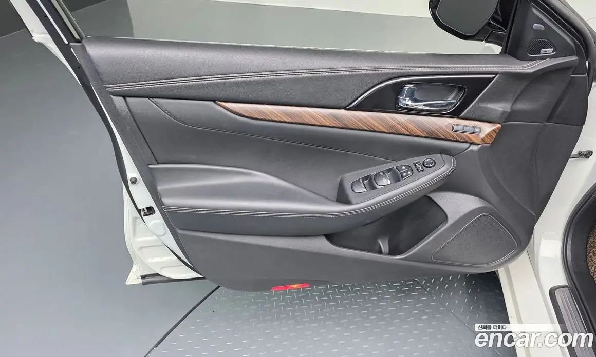 Nissan Maxima 2018 3.5 автомат (гидро), фото 13