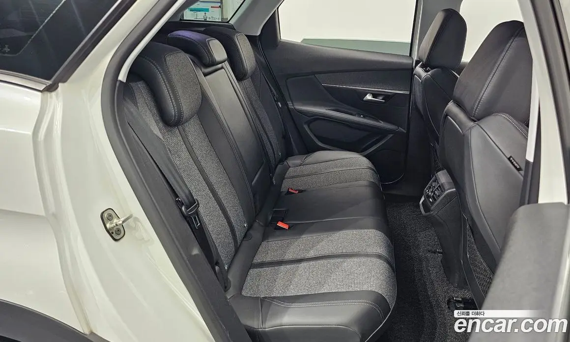 Peugeot 3008 2020 1.5 автомат (гидро), фото 16 Peugeot 3008 2020 1.5 автомат (гидро), фото 16