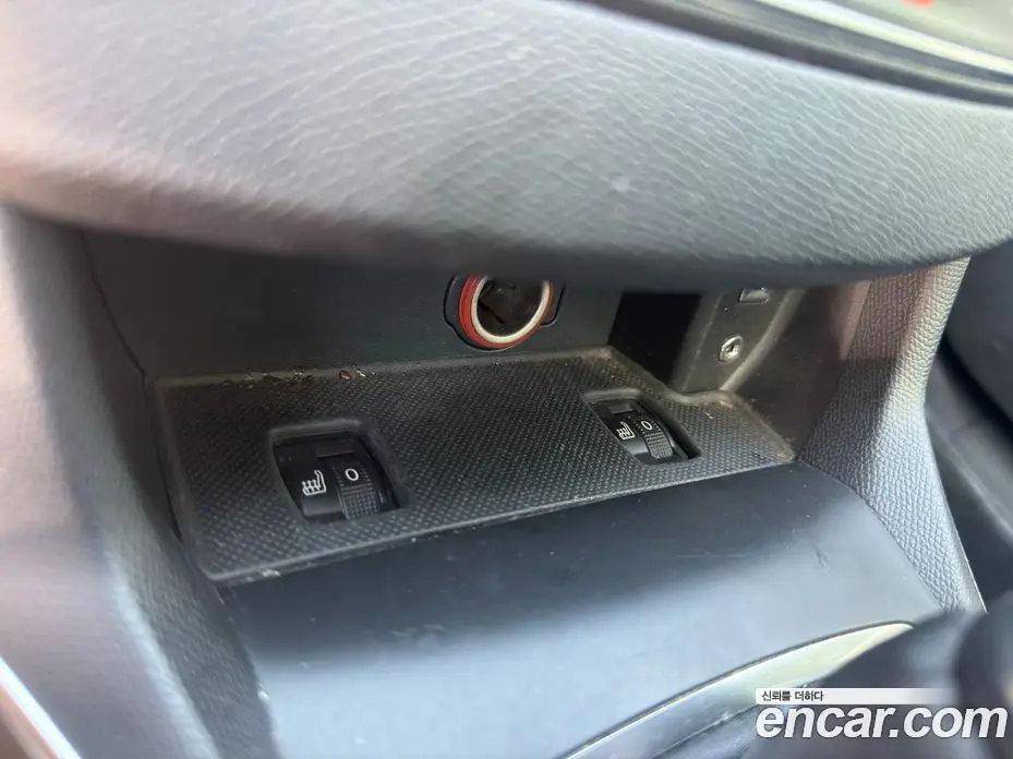 Peugeot 308 2014 2.0 автомат (гидро), фото 12 Peugeot 308 2014 2.0 автомат (гидро), фото 12