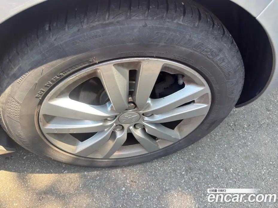 Peugeot 308 2014 2.0 автомат (гидро), фото 13 Peugeot 308 2014 2.0 автомат (гидро), фото 13