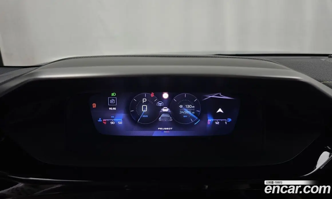 Peugeot 408 2023 1.2 автомат (гидро), фото 11