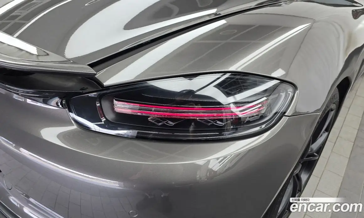 Porsche 718 2019 2.5 автомат (гидро), фото 9 Porsche 718 2019 2.5 автомат (гидро), фото 9