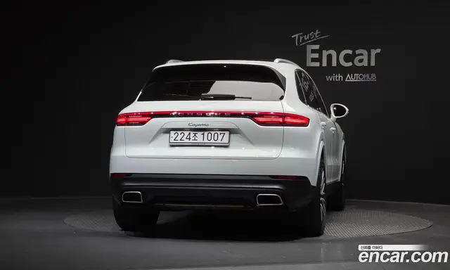 Porsche Cayenne 2020 3.0 автомат (гидро), миниатюра 3