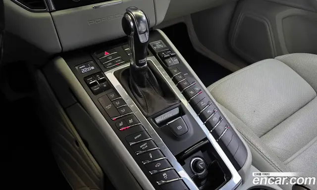 Porsche Macan 2017 3.0 автомат (гидро), миниатюра 9