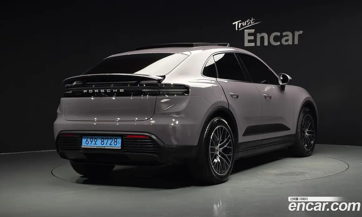 Porsche Macan 2025 0.2 автомат (гидро), фото 2 Porsche Macan 2025 0.2 автомат (гидро), фото 2