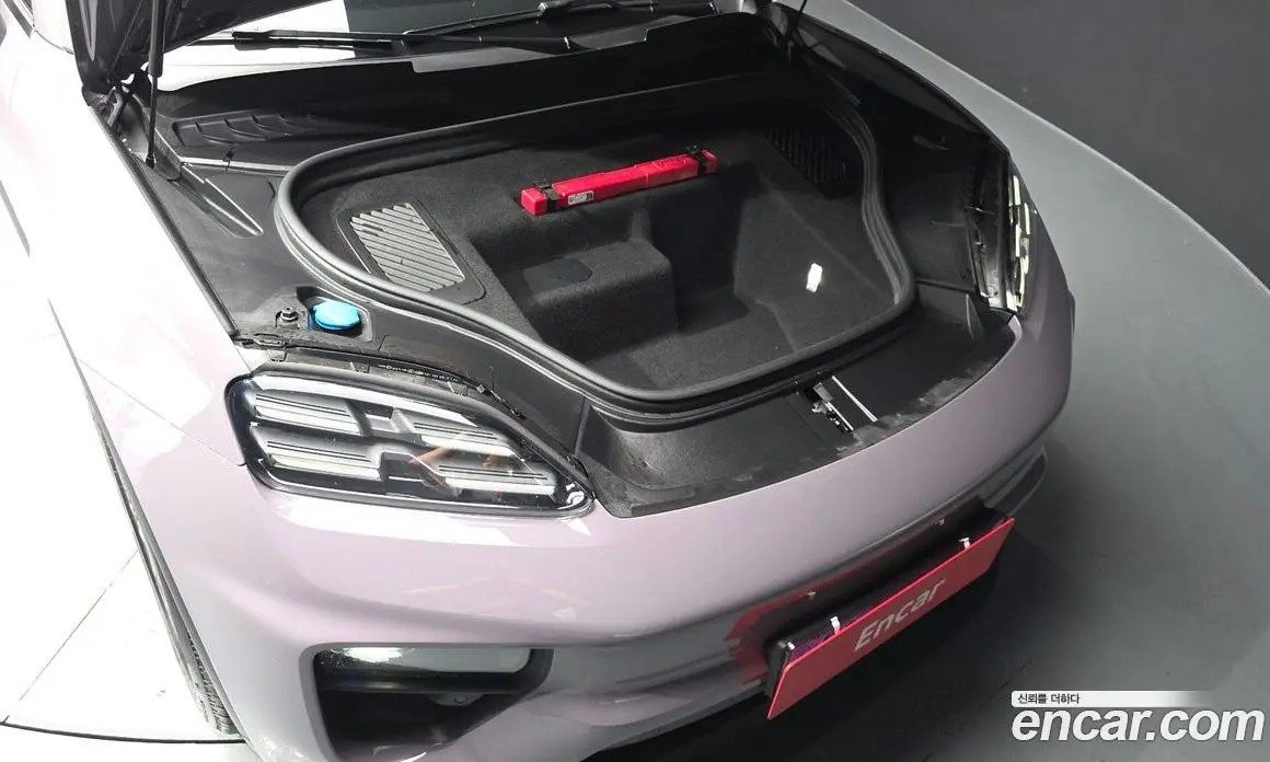 Porsche Macan 2025 0.2 автомат (гидро), фото 6 Porsche Macan 2025 0.2 автомат (гидро), фото 6