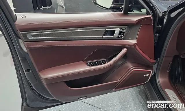 Porsche Panamera 2018 2.9 автомат (гидро), миниатюра 12
