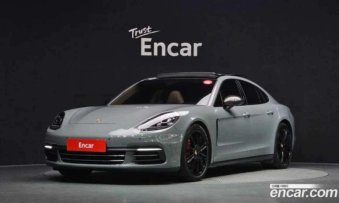 Porsche Panamera 2018 3.0 автомат (гидро), фото 1 Porsche Panamera 2018 3.0 автомат (гидро), фото 1