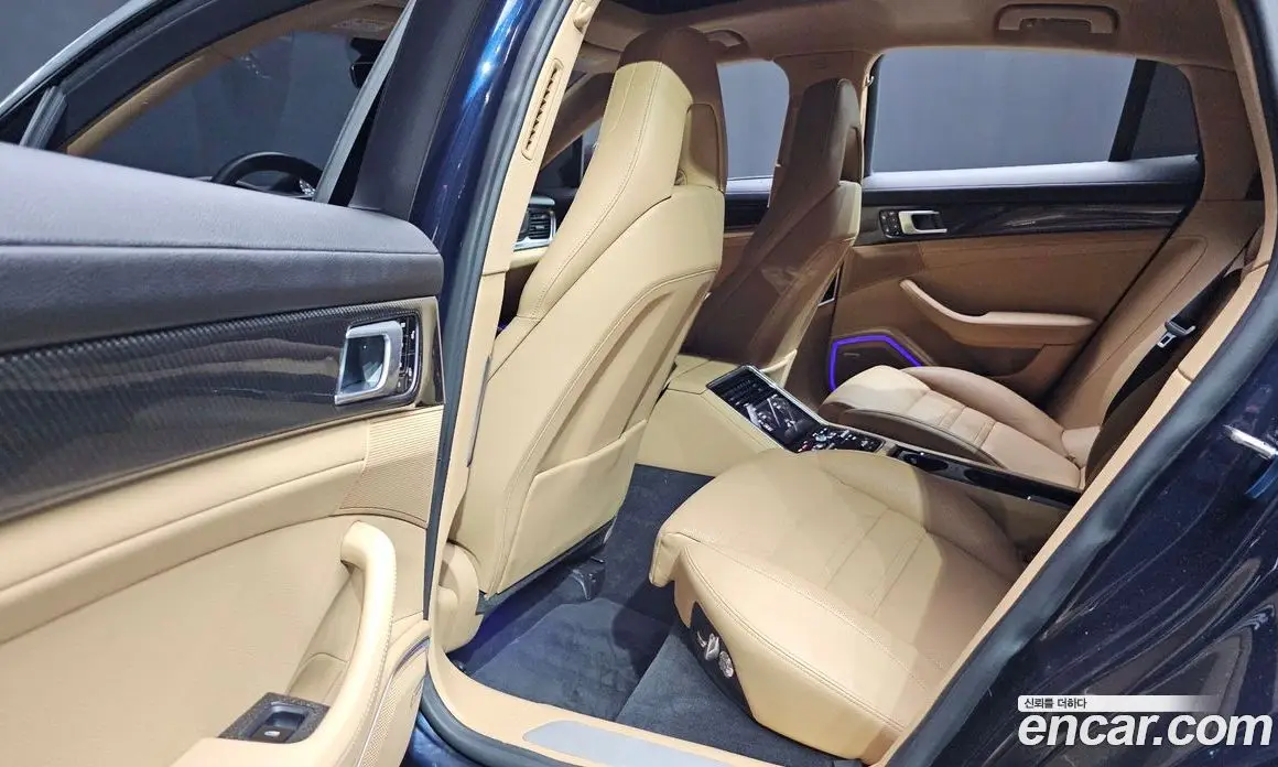 Porsche Panamera 2018 3.0 автомат (гидро), фото 18 Porsche Panamera 2018 3.0 автомат (гидро), фото 18