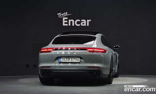 Porsche Panamera 2018 3.0 автомат (гидро), миниатюра 4 Porsche Panamera 2018 3.0 автомат (гидро), миниатюра 4