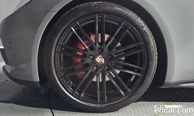 Porsche Panamera 2018 3.0 автомат (гидро), миниатюра 5 Porsche Panamera 2018 3.0 автомат (гидро), миниатюра 5