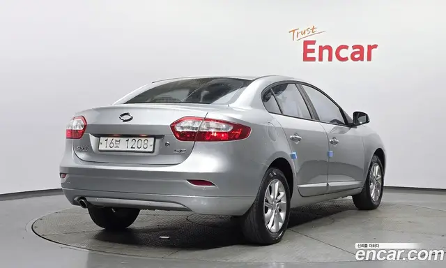 Renault (Samsung) SM3 2014 1.6 автомат (гидро), миниатюра 2 Renault (Samsung) SM3 2014 1.6 автомат (гидро), миниатюра 2